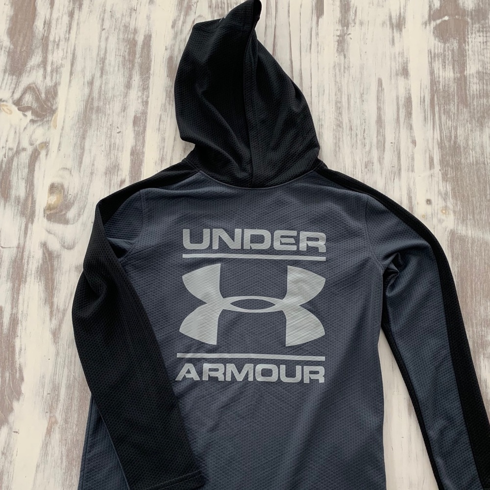 Boys Under Armour Sweatshirt